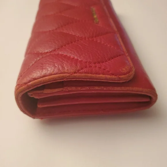Vera Bradley Audrey Quilted Women's Wallet Pebbled Leather, Tango Red - Picture 3 of 9